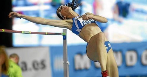 Ruth Beitia durante la final de salto de altura del Cto. de España en pista cubierta. Ruth Beitia durante la final de salto de altura del Cto. de España en pista cubierta.