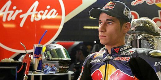 Luis Salom en su box de Red Bull KTM Ajo. Luis Salom en su box de Red Bull KTM Ajo.