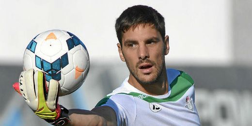 Guillermo Sara durante una sesión de entrenamiento. Guillermo Sara durante una sesión de entrenamiento.