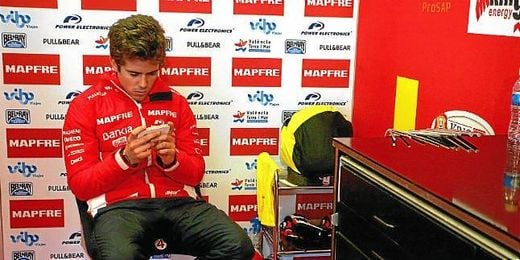 Terol descansando tras los entrenamientos de Moto2. Terol descansando tras los entrenamientos de Moto2.