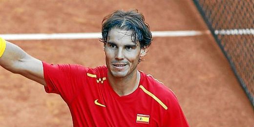 Nadal saluda al público tras su último partido con el equipo Nacional. Nadal saluda al público tras su último partido con el equipo Nacional.