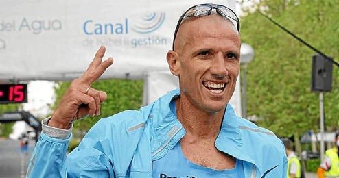 Chema Martínez en la 34ª edición de la Carrera del Agua en Madrid. Chema Martínez en la 34ª edición de la Carrera del Agua en Madrid.