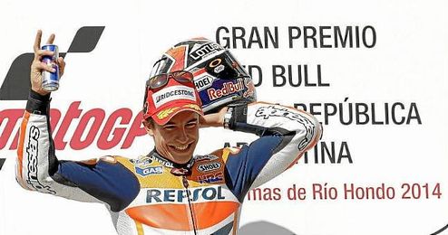 Márquez celebró su tercer triunfo consecutivo en el podio de Argentina. Márquez celebró su tercer triunfo consecutivo en el podio de Argentina.