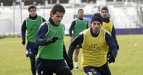 Baraja, en un entrenamiento con el Valladolid. Baraja, en un entrenamiento con el Valladolid.