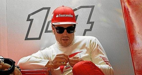 Fernando Alonso, en el ´box´ de Ferrari en Montmeló. Fernando Alonso, en el ´box´ de Ferrari en Montmeló.