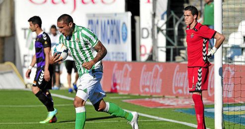 Braian Rodríguez volvió a ser titular y a participar en otro gol. Braian Rodríguez volvió a ser titular y a participar en otro gol.