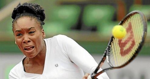 Venus Williams en su duelo frente la eslovaka Anna Schmiedlova en la primera ronda de Ronald Garros. Venus Williams en su duelo frente la eslovaka Anna Schmiedlova en la primera ronda de Ronald Garros.