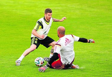 El futbolista del Sevilla se encuentra muy agusto en la concentración de la Selección. El futbolista del Sevilla se encuentra muy agusto en la concentración de la Selección.