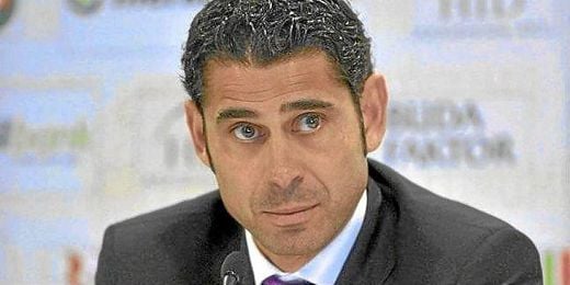 Fernando Hierro durante una rueda de prensa. Fernando Hierro durante una rueda de prensa.