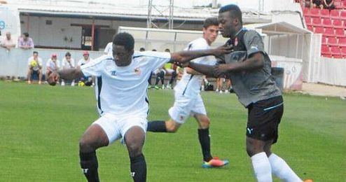 Lance del partido de ida disputado en Sevilla. Lance del partido de ida disputado en Sevilla.