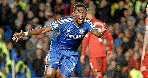 El delantero camerunés Samuel Eto´o, durante una celebración en un partido con el Chelsea esta temporada El delantero camerunés Samuel Eto´o, durante una celebración en un partido con el Chelsea esta temporada