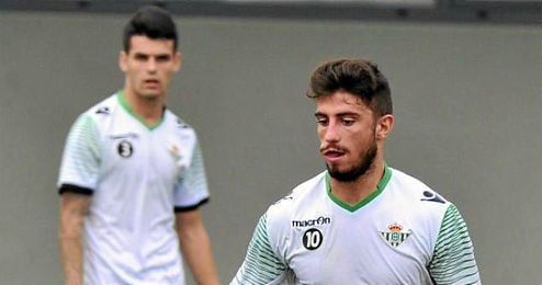 Piccini durante un entrenamiento con el Betis. Piccini durante un entrenamiento con el Betis.