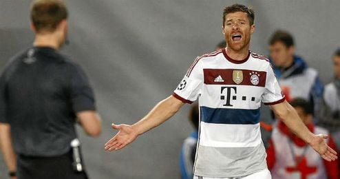 Xabi Alonso en un partido con el Bayern. Xabi Alonso en un partido con el Bayern.