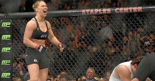 (VÍDEO) Brutal KO De La Campeona Ronda Rousey En UFC 190 - Estadio ...