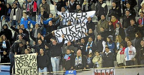 Pancarta contra Súker en un Sevilla-Rijeka de Europa League. Pancarta contra Súker en un Sevilla-Rijeka de Europa League.