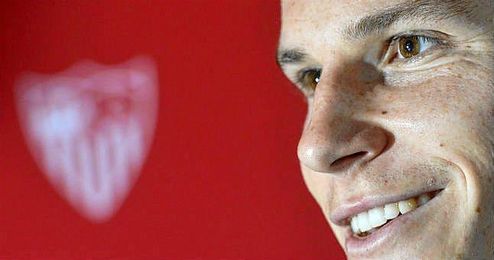 Gameiro sonríe durante su entrevista a ESTADIO Deportivo. Gameiro sonríe durante su entrevista a ESTADIO Deportivo.