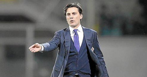 La Fiorentina había sido el último equipo entrenado por Montella. La Fiorentina había sido el último equipo entrenado por Montella.