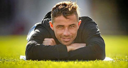 "Si el club decide renovarme, yo encantado". "Si el club decide renovarme, yo encantado".