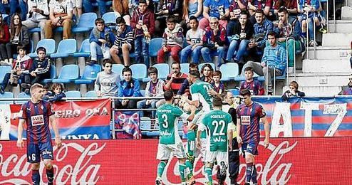 Rubén batió su récord goleador en Primera. Rubén batió su récord goleador en Primera.