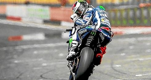Jorge Lorenzo residió en el país pirenaico cuando era muy joven. Jorge Lorenzo residió en el país pirenaico cuando era muy joven.