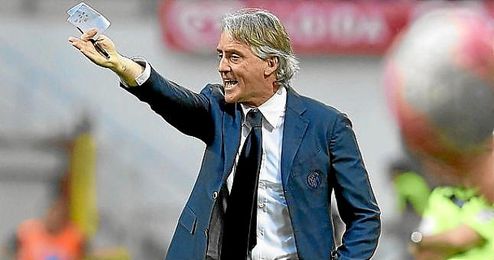 Roberto Mancini, durante un partido del Inter. Roberto Mancini, durante un partido del Inter.