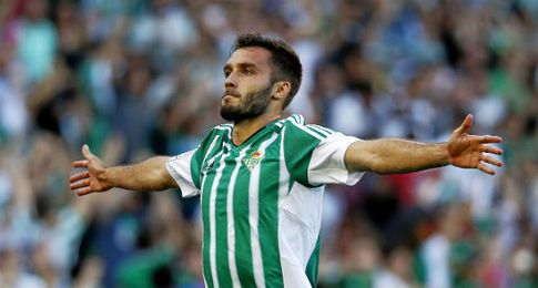 Germán Pezzella, celebrando un tanto. Germán Pezzella, celebrando un tanto.