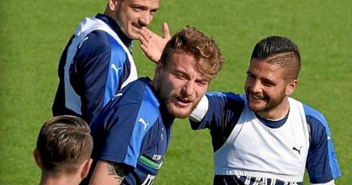 mmobile, junto a Insigne en la selección italiana. mmobile, junto a Insigne en la selección italiana.