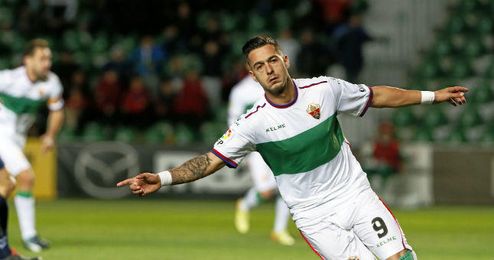 Sergio León tiene una cláusula de 2 kilos. Sergio León tiene una cláusula de 2 kilos.