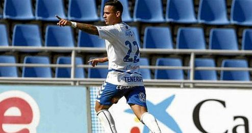 Nano Mesa, jugador en la agenda verdiblanca. Nano Mesa, jugador en la agenda verdiblanca.