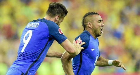Payet se convirtió en el héroe local al anotar el definitivo 2-1. Payet se convirtió en el héroe local al anotar el definitivo 2-1.
