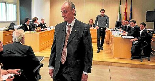 Lopera, ante el juez. Lopera, ante el juez.