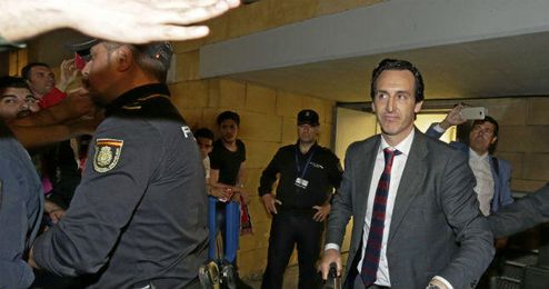 Unai Emery negocia ya con el PSG. Unai Emery negocia ya con el PSG.