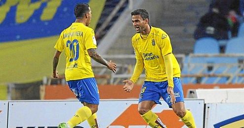 Willian José celebra un gol con la elástica de Las Palmas. Willian José celebra un gol con la elástica de Las Palmas.