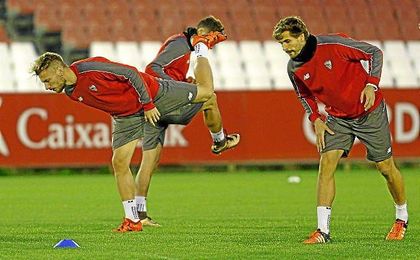 Immobile y Llorente, en un entrenamiento con el Sevillla. Immobile y Llorente, en un entrenamiento con el Sevillla.