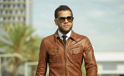 Alves debe una cantidad importante de dinero. Alves debe una cantidad importante de dinero.