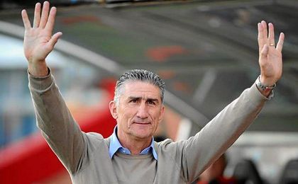 Bauza espera contar con Messi en Argentina. Bauza espera contar con Messi en Argentina.