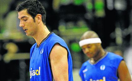 Triguero, durante la final de la Eurocup de 2011. Triguero, durante la final de la Eurocup de 2011.