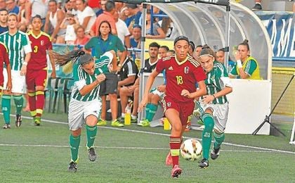 El Betis Féminas se impuso a la selección de Venezuela en la final del Cotif. El Betis Féminas se impuso a la selección de Venezuela en la final del Cotif.