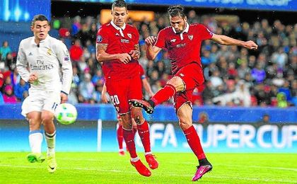 El italo-argentino Franco Vázquez, haciendo el 1-1 en Trondheim frente al Real Madrid. El italo-argentino Franco Vázquez, haciendo el 1-1 en Trondheim frente al Real Madrid.
