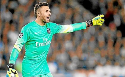 Salvatore Sirigu, opción para la portería del Sevilla. Salvatore Sirigu, opción para la portería del Sevilla.