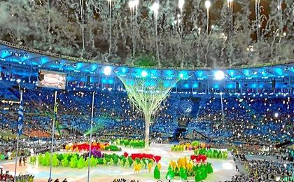 El Estadio de Maracaná acogió la Ceremonia de Clausura de Río 2016. El Estadio de Maracaná acogió la Ceremonia de Clausura de Río 2016.