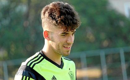 Poyet sobre Ceballos: "Hay de fondo una suma de razones por las cuales no está participando". Poyet sobre Ceballos: "Hay de fondo una suma de razones por las cuales no está participando".