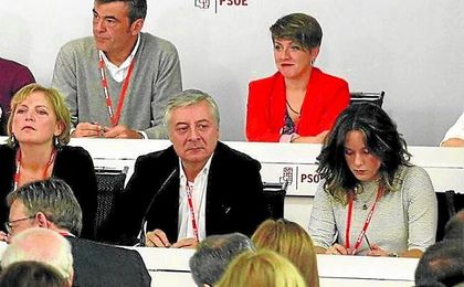José Blanco fue el presidente de la Mesa del Comité Federal del PSOE, celebrado ayer. José Blanco fue el presidente de la Mesa del Comité Federal del PSOE, celebrado ayer.