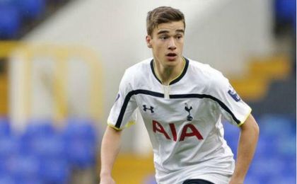 Harry Winks, en un partido con el Tottenham. Harry Winks, en un partido con el Tottenham.