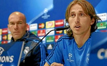 Modric analiza el partido de Champions ante el Nápoles. Modric analiza el partido de Champions ante el Nápoles.
