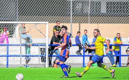 Lance del Cerro-Tomares disputado esta temporada. Lince. Lance del Cerro-Tomares disputado esta temporada. Lince.