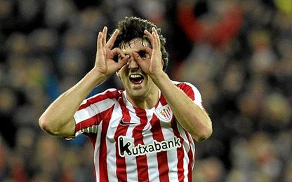 El jugador del Athletic se ha mojado. El jugador del Athletic se ha mojado.