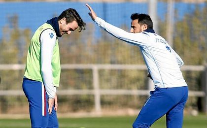Entrenamiento del Levante. En la imagen, Pedro López y Juan Muñoz. Entrenamiento del Levante. En la imagen, Pedro López y Juan Muñoz.