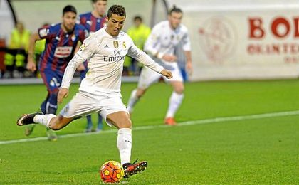 Cristiano, Koeman y Messi los reyes del penalti. Cristiano, Koeman y Messi los reyes del penalti.