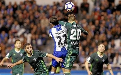 La imagen del penalti de Pezzella. La imagen del penalti de Pezzella.